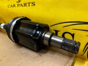 PÓŁOŚ PRZÓD PRZEDNIA LEWY LEWA LAND ROVER DEFENDER II L663 3.0 D200