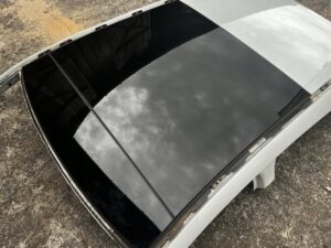 ĆWIARTKA DACH SOLAR PANORAMA SZYBERDACH SŁUPKI MERCEDES A45 A KLASA W177