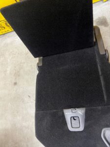 FOTEL DRUGIEGO RZĘDU PÓŁ SKÓRA GRAND C4 PICASSO II