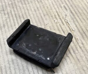 WSPORNIK MOCOWANIE RESORA BELKI ZAWIESZENIA TYŁ LEWY VOLVO XC90 II