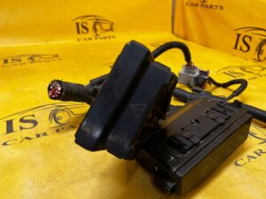 KOMPLET SKRZYNKA BEZPIECZNIKÓW PRZEKAŹNIKÓW RENAULT KOLEOS II 2.0 DCI