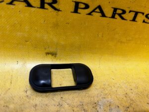 OSŁONA ZAŚLEPKA OGRANICZNIKA DRZWI FORD ESCAPE MK4