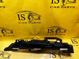 BOCZEK PLASTIK OSŁONA BAGAŻNIKA LEWA RANGE VOGUE L405