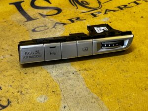 PANEL PRZEŁĄCZNIKI PDC AIRBAG KÓŁKO NAWIEWU AUDI A8 D4