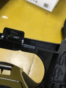 PANEL RAMKA DEKOR TUNELU ŚRODKOWEGO INFINITI Q30