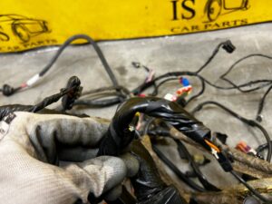 WIĄZKA INSTALACJA DESKI ROZDZIELCZEJ KONSOLI CHEVROLET CORVETTE C5 97-04