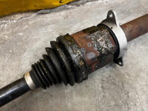 PÓŁOŚ PRZÓD PRZEDNIA PRAWY PRAWA VOLVO XC90 II 2.0 D D4 D5