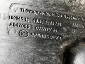 ZBIORNIK BAK POMPA PALIWA BMW X5 F15 X6 F16 3.0 D