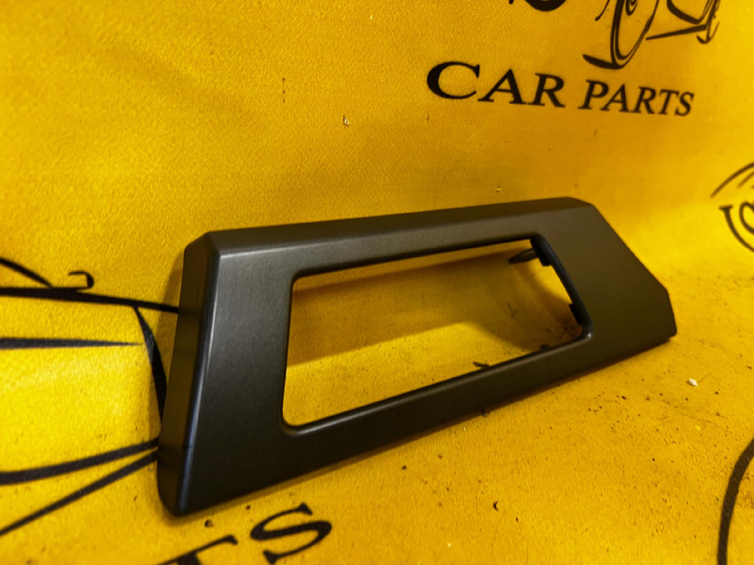 DEKOR DESKI KONSOLI OSŁONA KRATKI NAWIEWU BMW E92