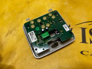 LAMPKA OŚWIETLENIE KABINY WNĘTRZA LAND ROVER DISCOVERY 5 V L462