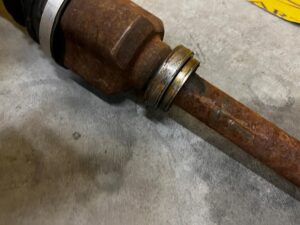 PÓŁOŚ PRZÓD PRAWY PRAWA DŁUGA CITROEN C4 GRAND PICASSO II 1.6 THP AUTOMAT