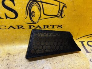 KRATKA ZAŚLEPKA GŁOŚNIKA DRZWI TYŁ PRAWY PORSCHE PANAMERA 970 I LIFT