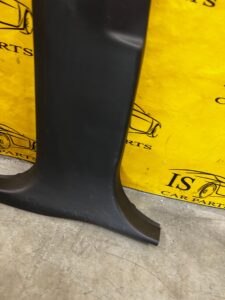 OSŁONA POSZYCIE SŁUPKA ŚRODKOWEGO B LEWA LEWE JAGUAR E-PACE X540