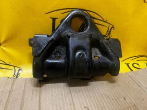 UCHO ZACZEP HAK HOLOWANIA RANGE ROVER VOGUE L405