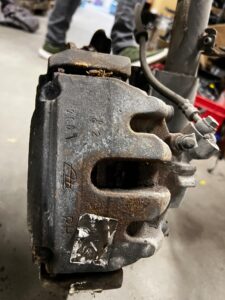 NOGA ZWROTNICA AMORTYZATOR PRZÓD PRAWY CITROEN DS5 I 2.0 HDI HYBRID