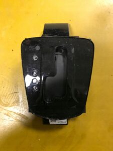 RAMKA WYBIERAKA BIEGÓW AUTOMAT RENAULT KADJAR LIFT