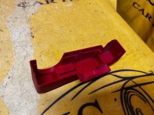 OSŁONA ZAŚLEPKA PLASTIK KLEMY RENAULT MEGANE IV HB