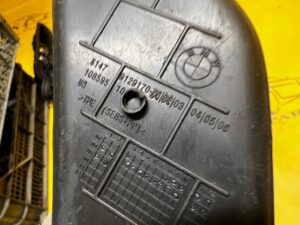 MATA WYKŁADZINA SCHOWKA FOTELA TYŁ PRAWY BMW X5 E70 X6 E71