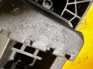 MOCOWANIE UCHWYT PROGU GUMA DO PODNOSZENIA MERCEDES GL X166