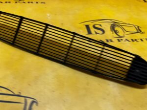 KRATKA GÓRNA CENTRALNA NAWIEWU DESKI KONSOLI CHEVROLET CORVETTE C5 97-04