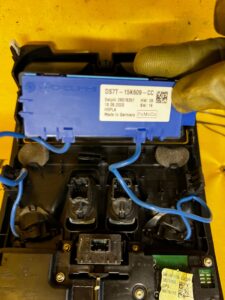 LAMPKI PODSUFITKI PRZÓD FORD KUGA MK3 ST LINE