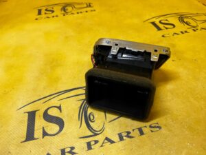 KRATKA NAWIEWU LEWA DEKOR DESKI KONSOLI MERCEDES CLS W218 EU