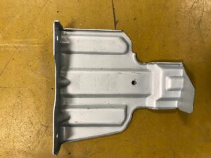 BLACHA WSPORNIK BOCZKA BAGAZNIK NISSAN X-TRAIL T32