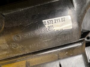 KRATKA NAWIEWU WLOT KANAŁ POWIETRZA PRZÓD LEWY PORSCHE PANAMERA 970 I LIFT