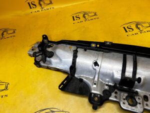 WZMOCNIENIE CZOŁOWE PAS PRZEDNI PRZÓD GÓRNE PORSCHE MACAN 95B