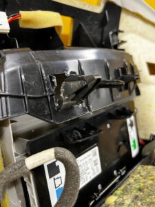 PODSUFITKA SUFIT INFINITI Q30