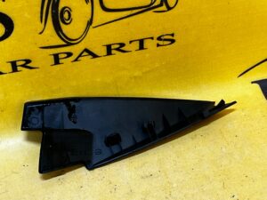 OSŁONA ZAŚLEPKA PLASTIK PRAWY MAZDA MX 30