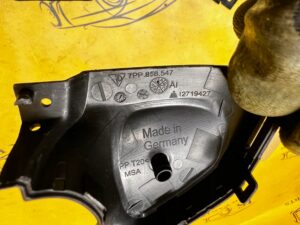 OSŁONA OBUDOWA LUSTERKA WEWNĘTRZNEGO WSTECZNEGO PORSCHE MACAN 95B