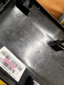 DEKOR RAMKA KONSOLI NAKŁADKA DESKI KRATKA FORD RANGER MK5 V WILDTRAK