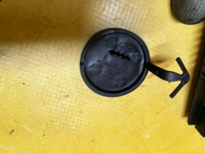 PODWÓJNE GNIAZDO USB PORT ŁADOWARKA DESKI KONSOLI ZAŚLEPKA FORD BRONCO 21-