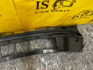 PODSZYBIE DOLNE OSŁONA WLOTU POWIETRZA FORD BRONCO 21-