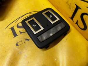 LAMPKA OŚWIETLENIE PODSUFITKI TYŁ LAND ROVER DISCOVERY 5 V L462