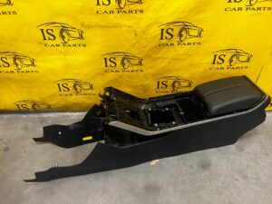 PODŁOKIETNIK SCHOWEK TUNEL ŚRODKOWY RANGE ROVER EVOQUE II L551