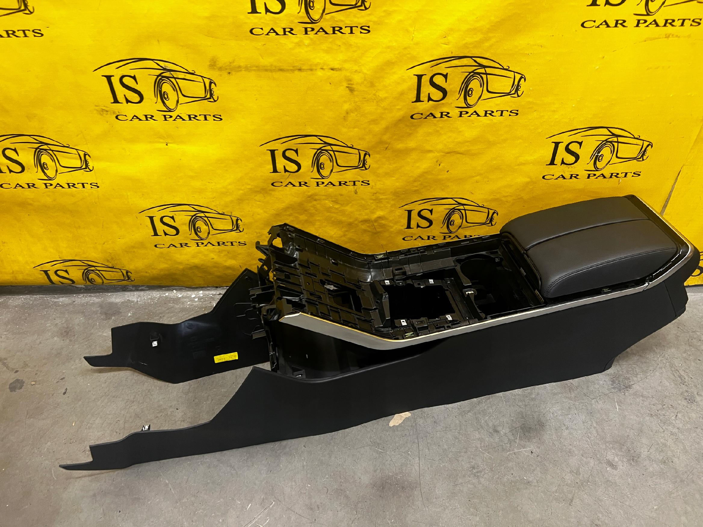 PODŁOKIETNIK SCHOWEK TUNEL ŚRODKOWY RANGE ROVER EVOQUE II L551