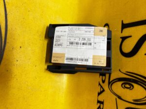 PROWADNICA ŚLIZG ZDERZAKA PRZÓD LEWY BMW E30 M TECHNIC NOWY OEM