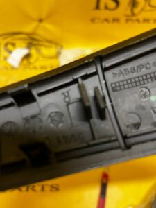 UCHWYT RĄCZKA DRZWI PRAWYCH PIANO BLACK BMW 3 F30 F34 4 F32 F36 NOWA OEM