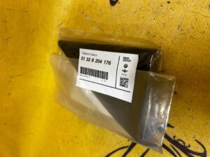 OSŁONA GŁOŚNIKA LUSTERKA PRAWA BMW 3 E46 CABRIO COUPE NOWA OEM