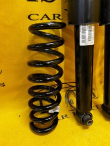 KOMPLET AMORTYZATORY TYŁ SPRĘŻYNY BMW 1 F20 LIFT M140iX 2 F22 M235i M240i