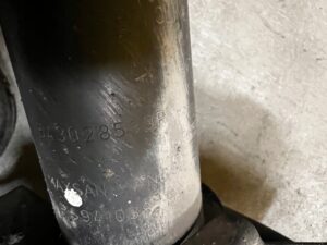 NOGA AMORTYZATOR ZWROTNICA PRZÓD PRAWY DACIA JOGGER 2022R 1.0 TCE