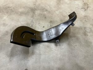 KANAŁ TUNEL NAWIEWU POWIETRZA NA TYŁ LEWY PORSCHE MACAN 95B