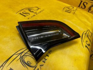 LAMPA TYŁ TYLNA LEWY LEWA W KLAPĘ LED TESLA MODEL 3 PRZEDLIFT EU