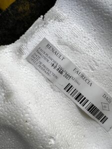 STYROPIAN WYGŁUSZENIE PODŁOGI PRZÓD LEWY LEWE DACIA DUSTER II 2