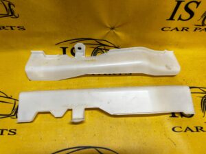 PRAWY UCHWYT MOCOWANIE WYKŁADZIN LR DISCOVERY L550