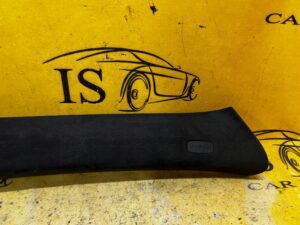 OSŁONA POSZYCIE SŁUPKA A PRZÓD PRAWY ALCANTARA PORSCHE CAYENNE II 7P5