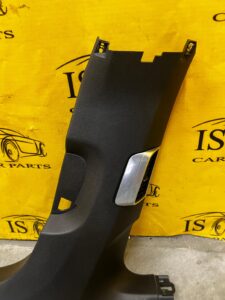 POSZYCIE OSŁONA SŁUPKA ŚRODKOWEGO B PRAWY PORSCHE PANAMERA 970 I LIFT