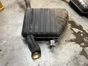 KPL WYDECH TŁUMIK KOŃCOWY TYŁ TYLNY R-DYNAMIC RANGE ROVER VELAR L560 2.0D